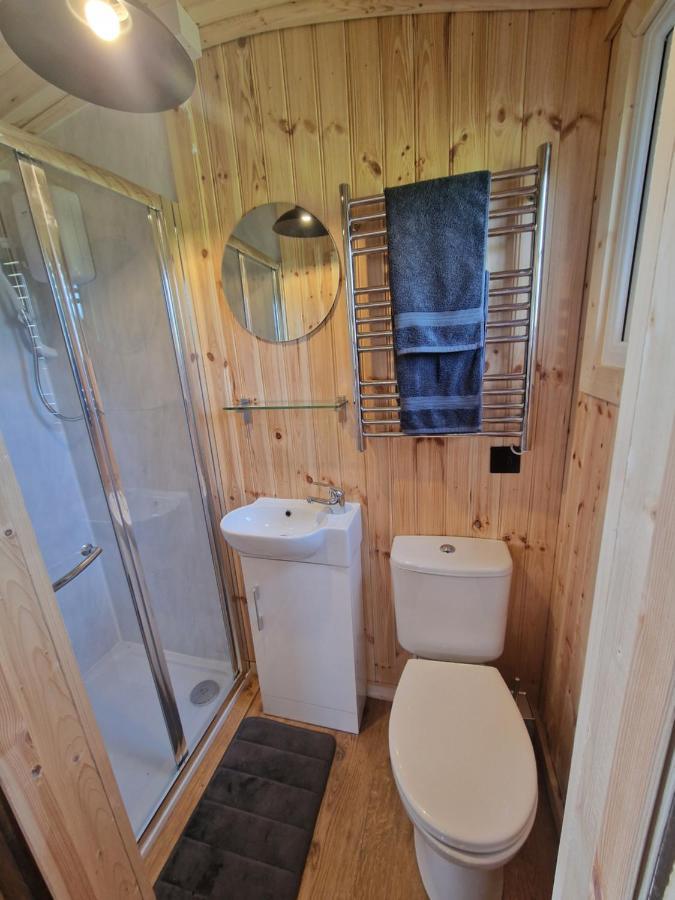 Cwtch Glamping Shepherds Huts Abergavenny Εξωτερικό φωτογραφία